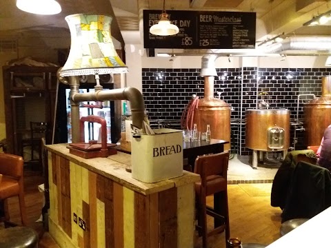 Brewhouse & Kitchen - Bristol