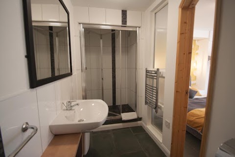 Just B Accommodation -Seventeen Town House