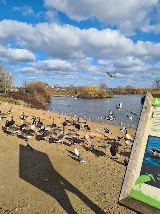 Mayesbrook Park North Lake