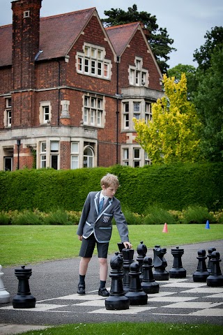 St Peter's School, Kettering