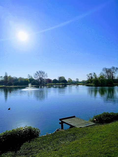 The Lakeside Cafe