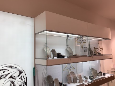 Clogau Outlet - Cheshire Oaks