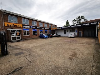 Halfords Autocentre Kingston Upon Thames