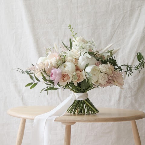 The Bell Jar Flowers | Wedding + Event Florist