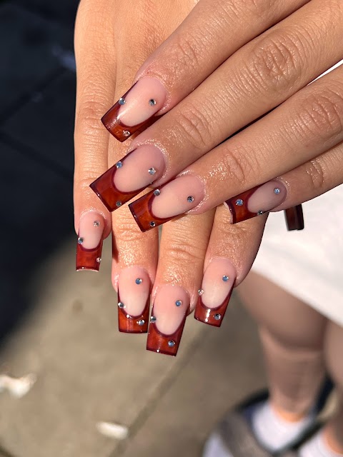 KN nails london