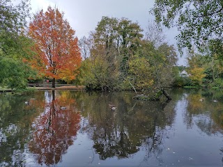 Bradbourne Lakes