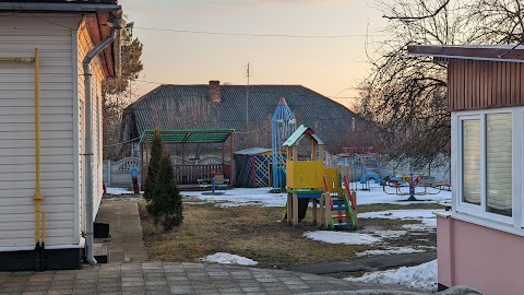 Заклад дошкільної освіти "Ялинка"