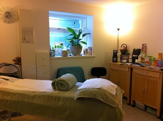 Dana Blyth Sports/Remedial, Pregnancy Massage, Reflexology,, Aberdeen City Therapies