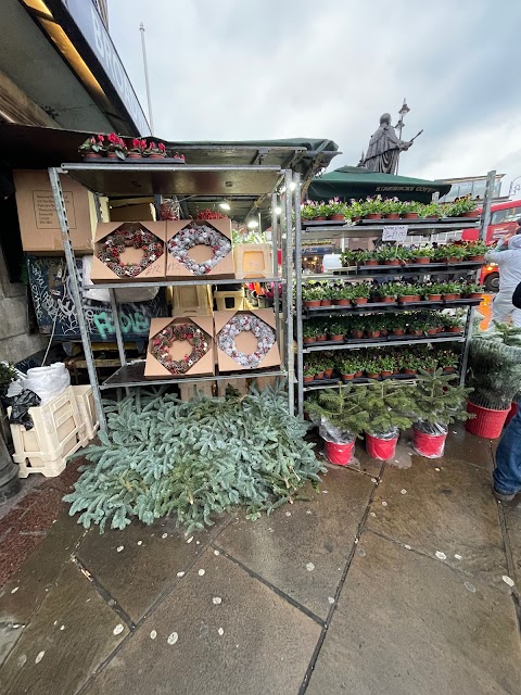 Flower Stall Tooting Broadway Station