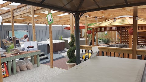 Outback 365 Hots Tubs, Gazebos, Pergolas and Outdoor Living