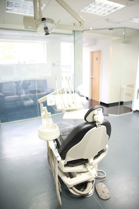 Moor Park Specialist Dental Centre