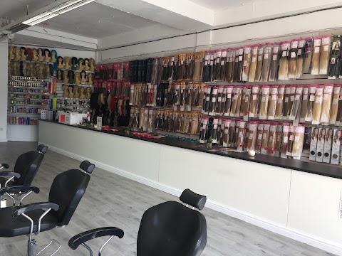 Lyns Hair Extensions & Beauty Salon