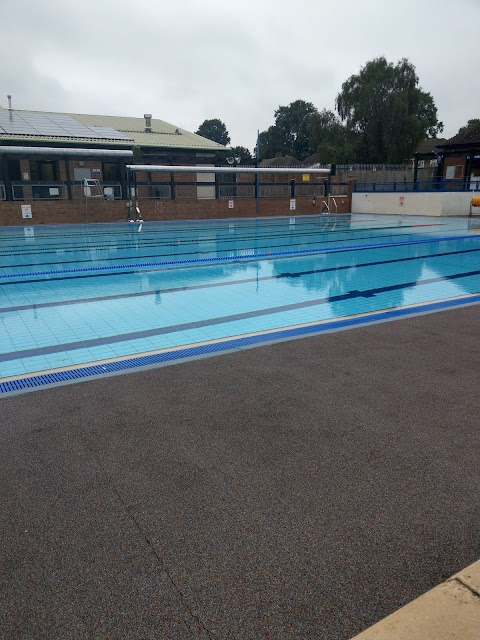 Banbury Open Air Pool