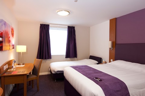 Premier Inn Halifax Town Centre hotel