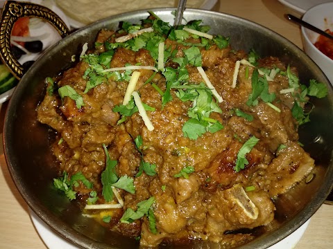 Yadgar Kebab House