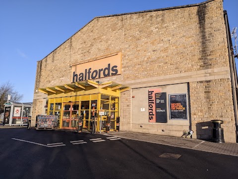 Halfords - Kirkstall Leeds