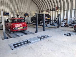 Pitstop Car & Commercial Mot - Automotive Services