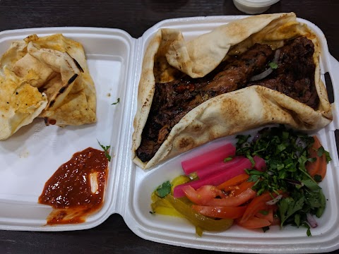 Al Arzeh Shawarma