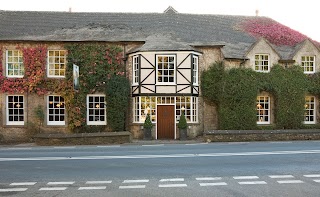 Hunters Hall Inn Kingscote