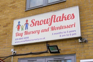 Snowflakes Day Nursery and Montessori