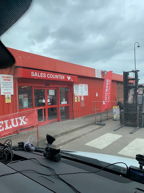 Huws Gray Buildbase Derby, Lake House