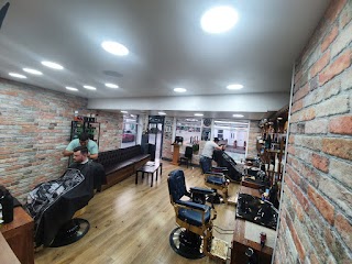 CAVERSHAM TURKISH BARBERS