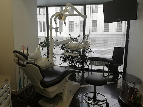 Dental Solutions Центр семейной стоматологии