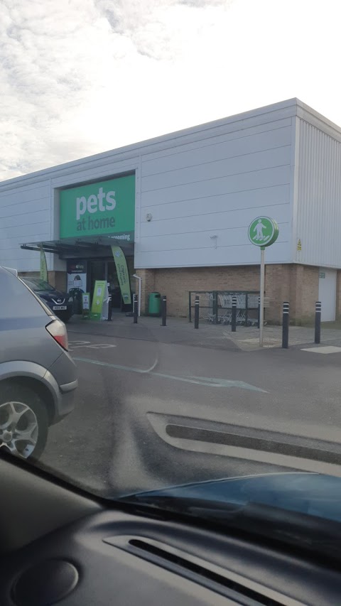 Pets at Home Colne