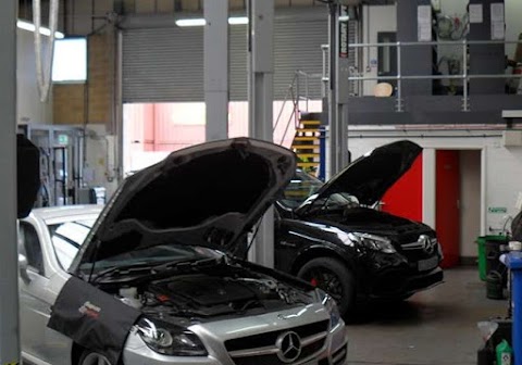 D & B Automotive Independent Mercedes Benz Specialist Bristol