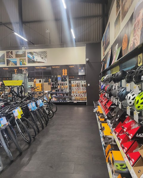 Halfords - Bristol Eastgate