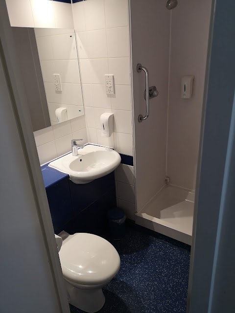 Travelodge Bristol Central