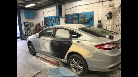 Top Gear Autos Crash Repairs