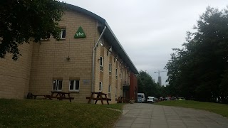 YHA Liverpool Albert Dock Hostel