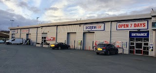 Screwfix Huddersfield - Leeds Road Trade Park
