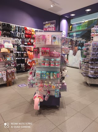 Claire's