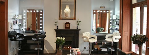 Paris Moses Hairdressing