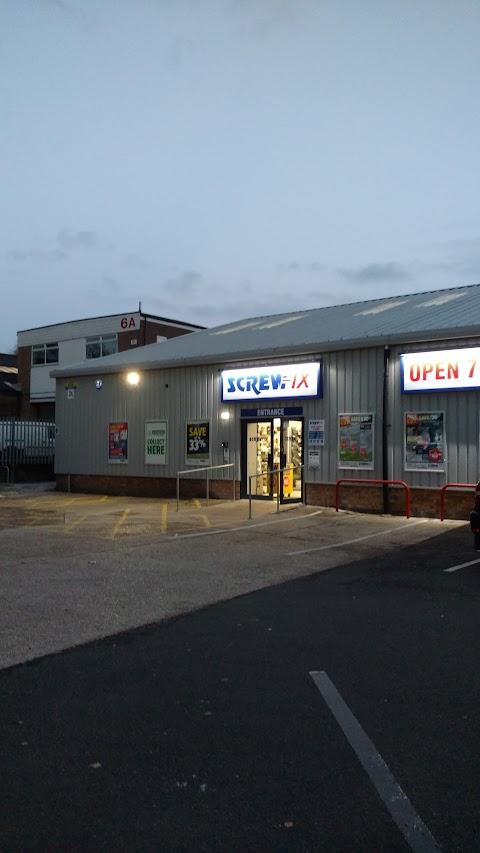 Screwfix Waterlooville