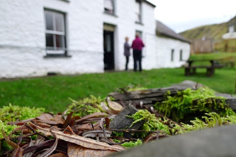 Dolgoch Hostel, mid-Wales (Elenydd Wilderness Hostels)