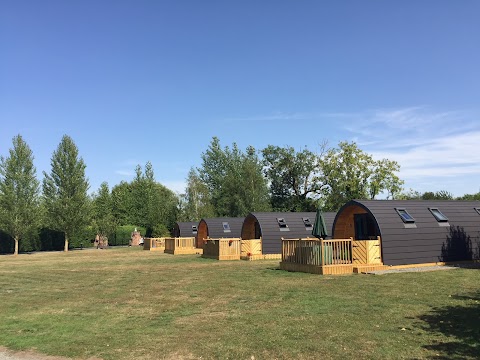 Atherstone Stables Caravan & Tourist Holiday Park/Seasonal pitches