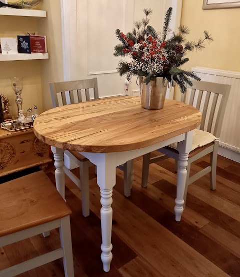 The Edinburgh Table Company