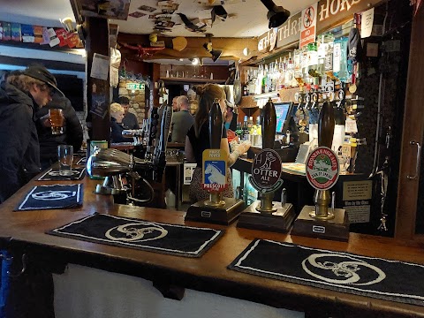 The Three Horseshoes