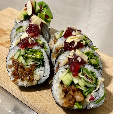 RollnRoll Ltd sushi and poke bowl for delivery