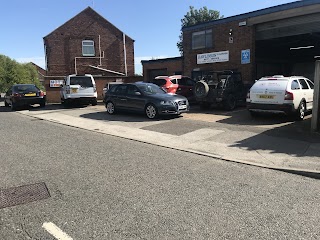 Rawlinson's Garage - MOTs, Servicing & Repairs