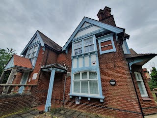 Red Balloon Learner Centre