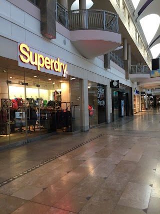 Superdry