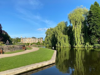 Coombe Country Park