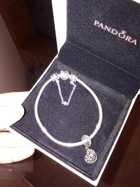 Pandora Brighton