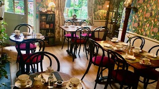 The Tea Garden, Lewes