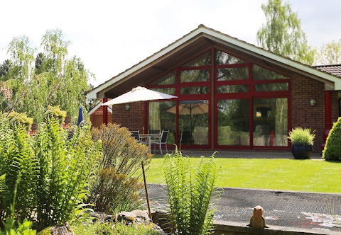 Surlingham Lodge Holiday Cottages