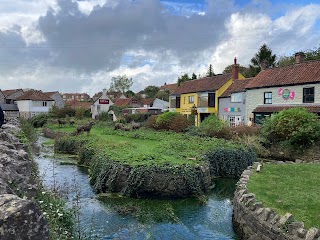 Cheddar Gorge & Caves Car Park